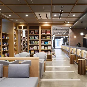 https://lamp-light-books-hotel-sapporo.sapporo-hotel.com